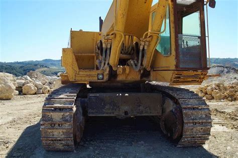 caterpillar 245 depth